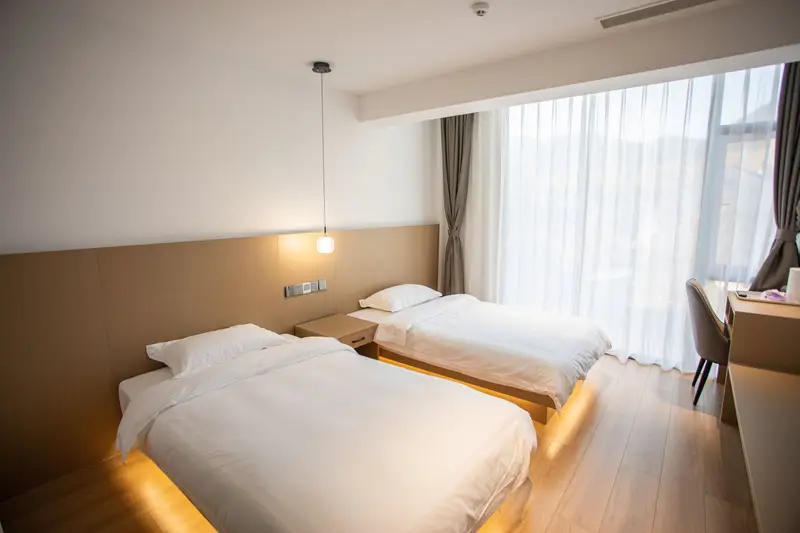 Mogan Yinxiang Hotel (Yucun Guangchang), listing photograph 1 of 3