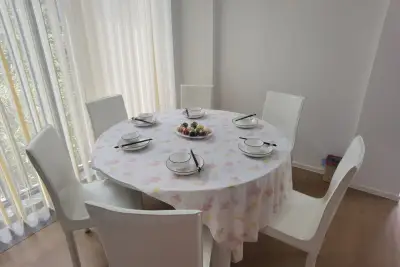 Salon Baoshi Zhijia Villa (Zhuyuan Road No. 1), listing photograph 3 of 3