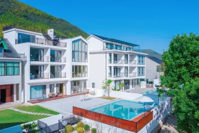 Mogan SEEYOU Sheyu Mountain Residence, listing photograph 2 of 3