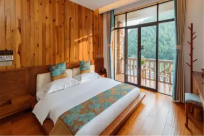Floral Hotel Yue'er Xiaozhu Villa, listing photograph 3 of 3