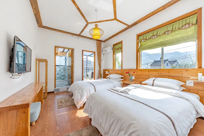 Jiaoluo Shiguang Homestay (Xiaoyuxian Branch), listing photograph 1 of 3