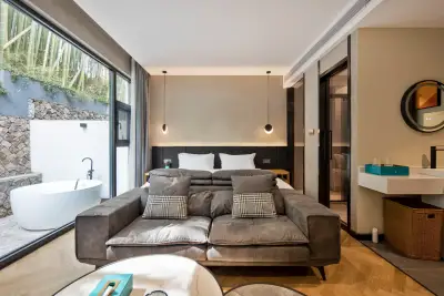 Lushan Lushui Yeshe Shanshui Light Travel Resort Hotel (Jiangnan Luwu Scenic Area), listing photograph 2 of 3