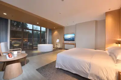 Moganshan Jiangnan Yaowu Zhuxiang Resort Hotel, listing photograph 3 of 3