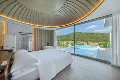 Moganshan Sky Swimming Pool Resort, listing photograph 3 of 3