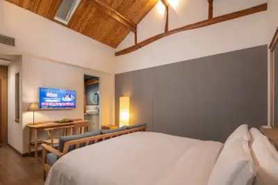 Ketangjian · Moganshan Hot Spring Themed Homestay, listing photograph 3 of 3