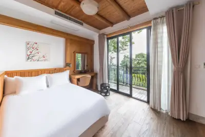 Moganshan Sunrise Sea of Clouds · All-Suite Homestay (Moganshan Scenic Area), listing photograph 3 of 3