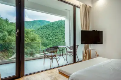 Moganshan Zan Designer Boutique Homestay, listing photograph 2 of 3