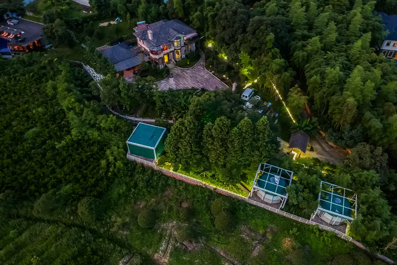 Mount Mogan Wild Extravagance (Boutique Homestay), listing photograph 1 of 3