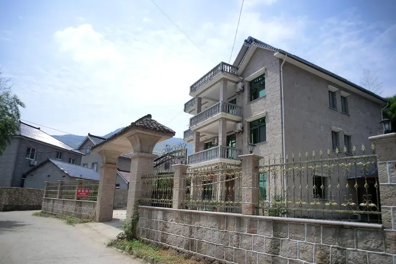 Wangxingju Hotel, listing photograph 1 of 3