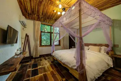 Yunshe Inn, listing photograph 3 of 3