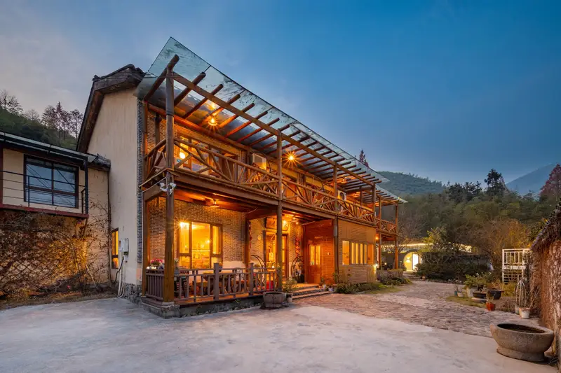 Floral Hotel·Moganshan Shuimo Shanju hotel, listing photograph 1 of 3