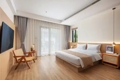 MUYE Qingyin Moganshan Boutique Stay (Yucun Square), listing photograph 2 of 3