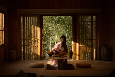 Junde Li Mogan Club, listing photograph 2 of 3