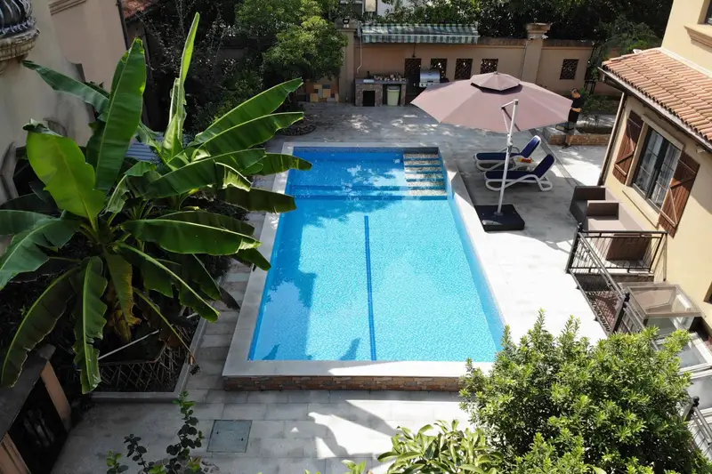 jifan house, listing photograph 1 of 3
