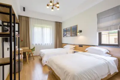 jifan house, listing photograph 3 of 3