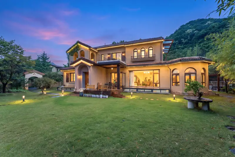 ONE FAMILY RESORT (MGS HSD VILLA), listing photograph 1 of 3