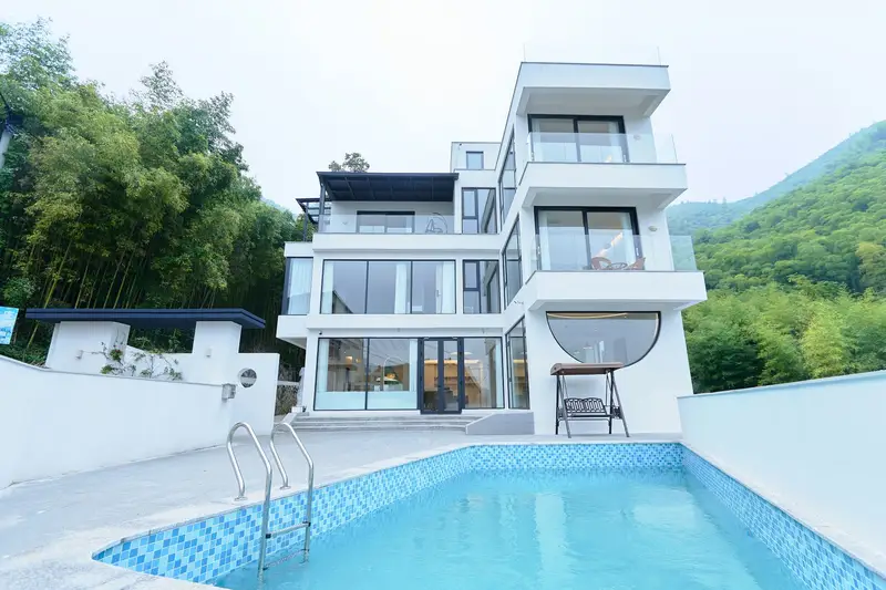 Moganshan Ningxi · NX Designer Luxury Boutique Stay, listing photograph 1 of 3