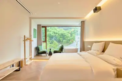 Moganshan Ningxi · NX Designer Luxury Boutique Stay, listing photograph 3 of 3