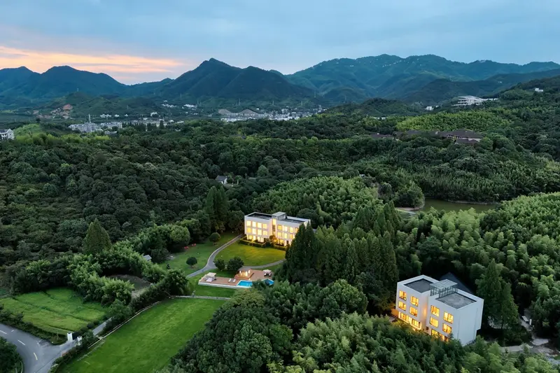 Qinxin Tranquil Resort, listing photograph 1 of 3