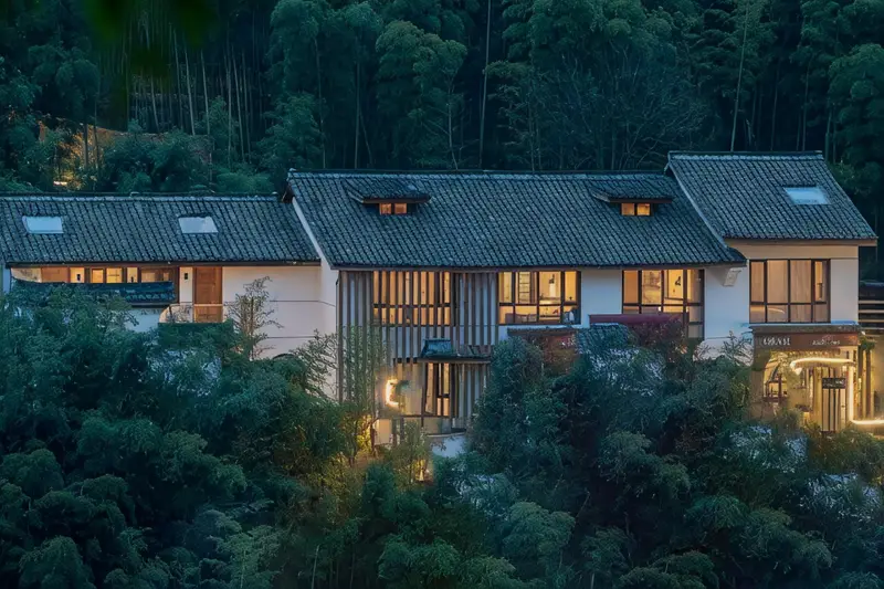 West Time Hot Spring Hostel, listing photograph 1 of 3