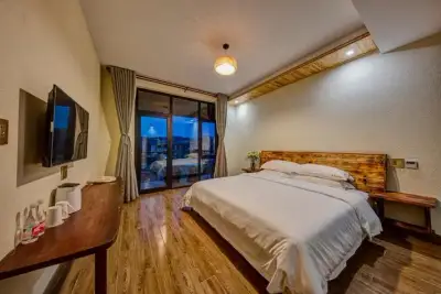 Manlv Times Boutique Hostel Mogan Mountain, listing photograph 3 of 3