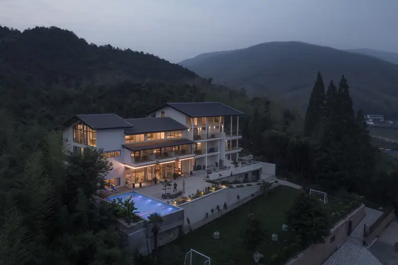 Renli Xinbo Mogan Hot Spring Resort, listing photograph 1 of 3