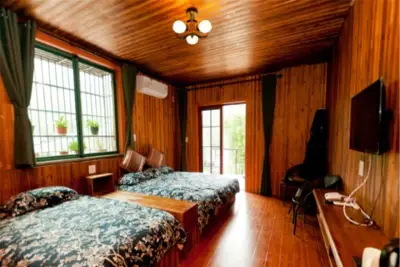 Lvshe Farmhouse, listing photograph 3 of 3