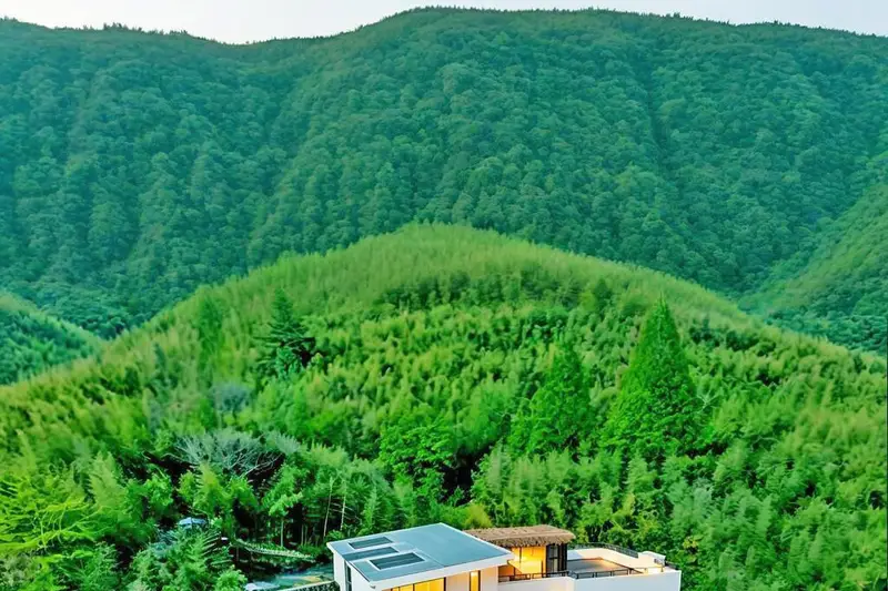Molian Shanju Hotel, listing photograph 1 of 3