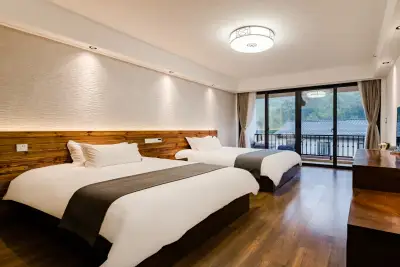 Mount Mogan Leyi Shanju Hotel, listing photograph 3 of 3