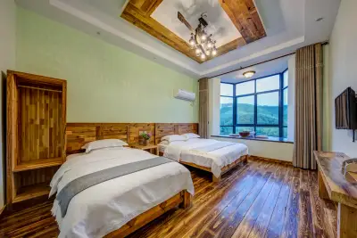 Shangguanju lnn, listing photograph 2 of 3