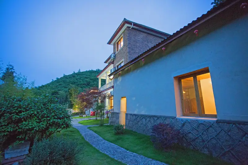 Mogan Mountain Leisure Private Garden Villa, listing photograph 1 of 3