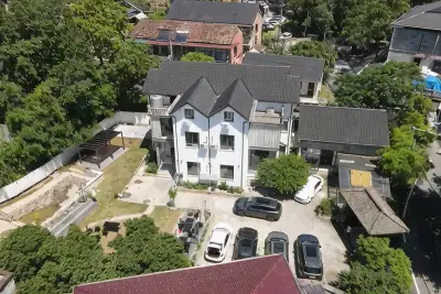 Royi Homestay, listing photograph 2 of 3