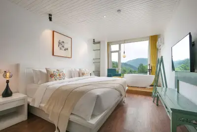 Mogan Mountain Living Map·Library Theme Guesthouse, listing photograph 2 of 3