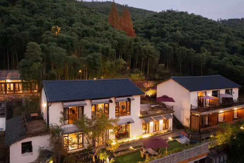 Zhuyan Xiyu Hostel, listing photograph 1 of 3