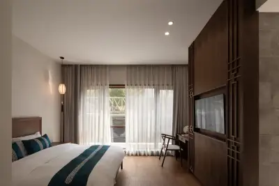 Yingwuxin Boutique Hostel Mount Mogan, listing photograph 2 of 3