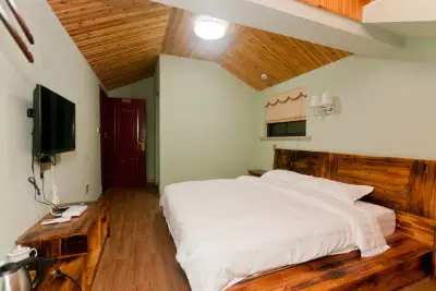 Dongshan Yunju Hotel, listing photograph 3 of 3