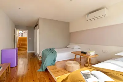 Moment Inn, listing photograph 3 of 3