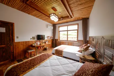 Bamboo Inn, listing photograph 3 of 3