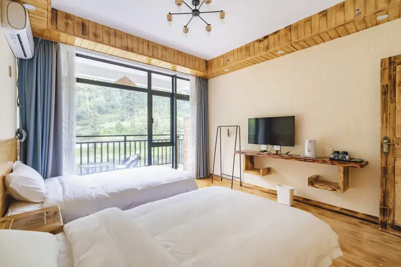 Nanshan House, listing photograph 1 of 3
