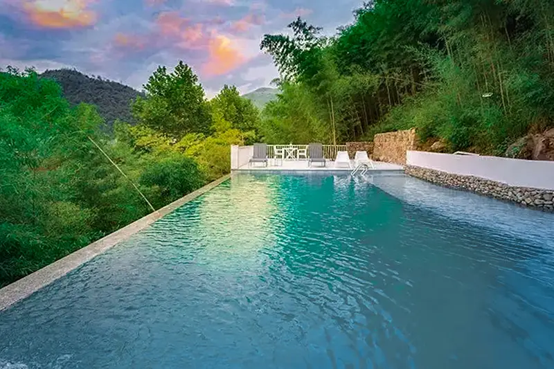 Qingyueli Hot-spring Resort Hotel Mogan Mountain, listing photograph 1 of 3