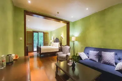 Qingyueli Hot-spring Resort Hotel Mogan Mountain, listing photograph 2 of 3