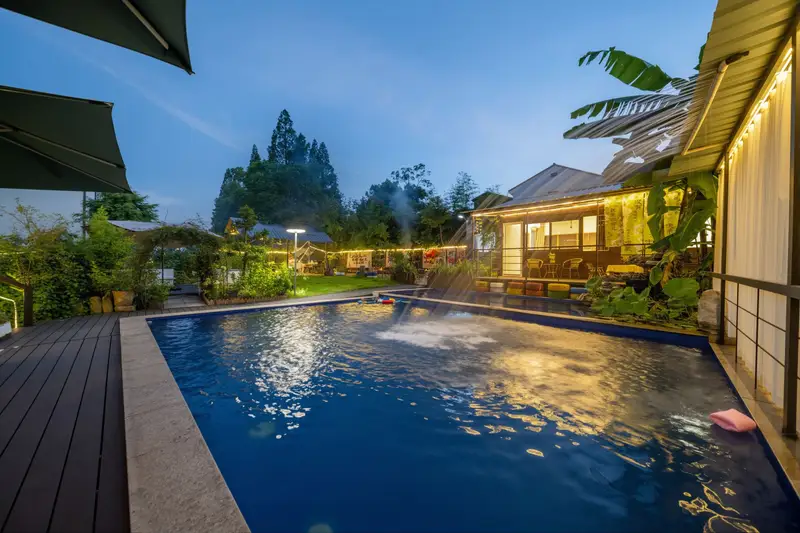 Shuoshi Yijiu Inn, listing photograph 1 of 3