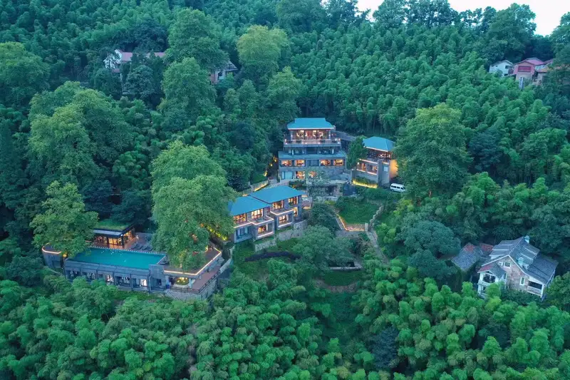Jinlei Holiday Hotel, listing photograph 1 of 3