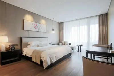 Jinlei Holiday Hotel, listing photograph 2 of 3