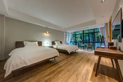 Muzili Shanju Guesthouse, listing photograph 3 of 3
