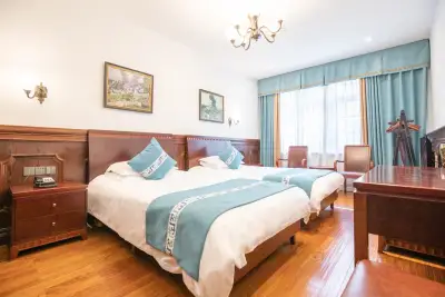 Luhuadang Hotel, listing photograph 2 of 3