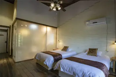 Shancheng Xiaozhan B&B, listing photograph 2 of 3