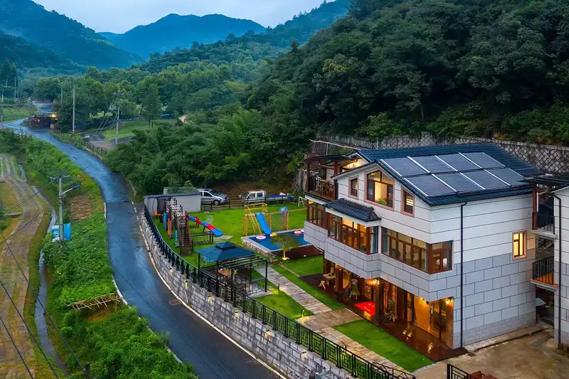 Floral Hotel·Moganshan qishantianyu Hotel, listing photograph 1 of 3