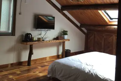 Modong Moqiu Boutique Hostel, listing photograph 3 of 3