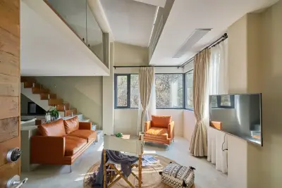 Yizhu · Moganshan Kela Vacation Apartment, listing photograph 2 of 3